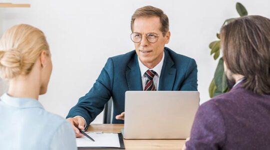 ¿Qué hacemos por ti en una correduría de seguros? ¿Qué hacemos por ti en una correduría de seguros?