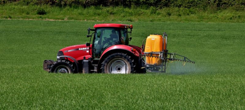 Protege tu tractor con el seguro de vehículos agrícolas