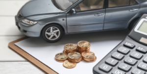 ¿Fraccionar el pago del seguro del coche?
